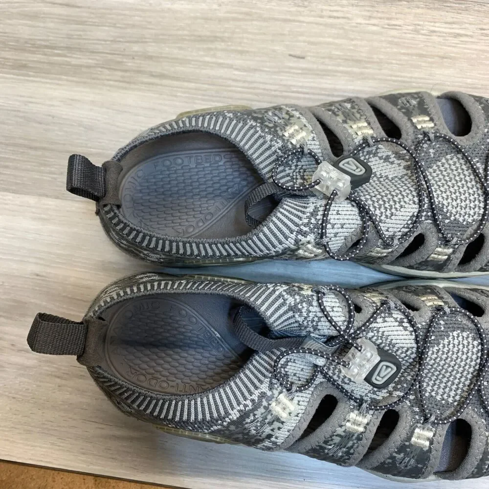 KEEN Sandals Evofit Sz 8 Womens Gray‎ Fisherman Hiking Waterproof Shoes Sport